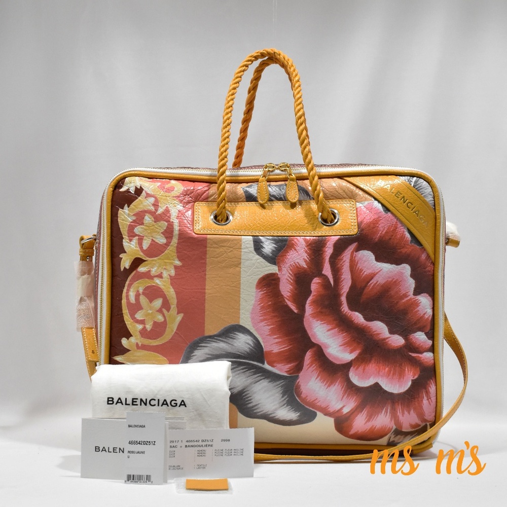 NWT Balenciaga Blanket Square Medium Floral Runway - Picture 2 of 8